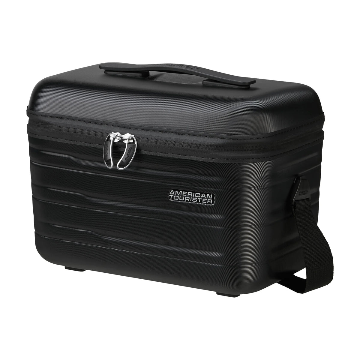 Vista di tre quarti di American Tourister Flashline Beauty Case - Shadow Black
