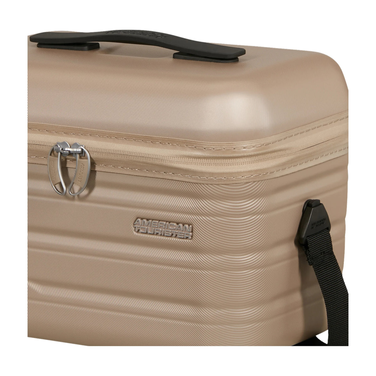 Dettaglio finiture e hardware di American Tourister Flashline Beauty Case - Ivory Gold