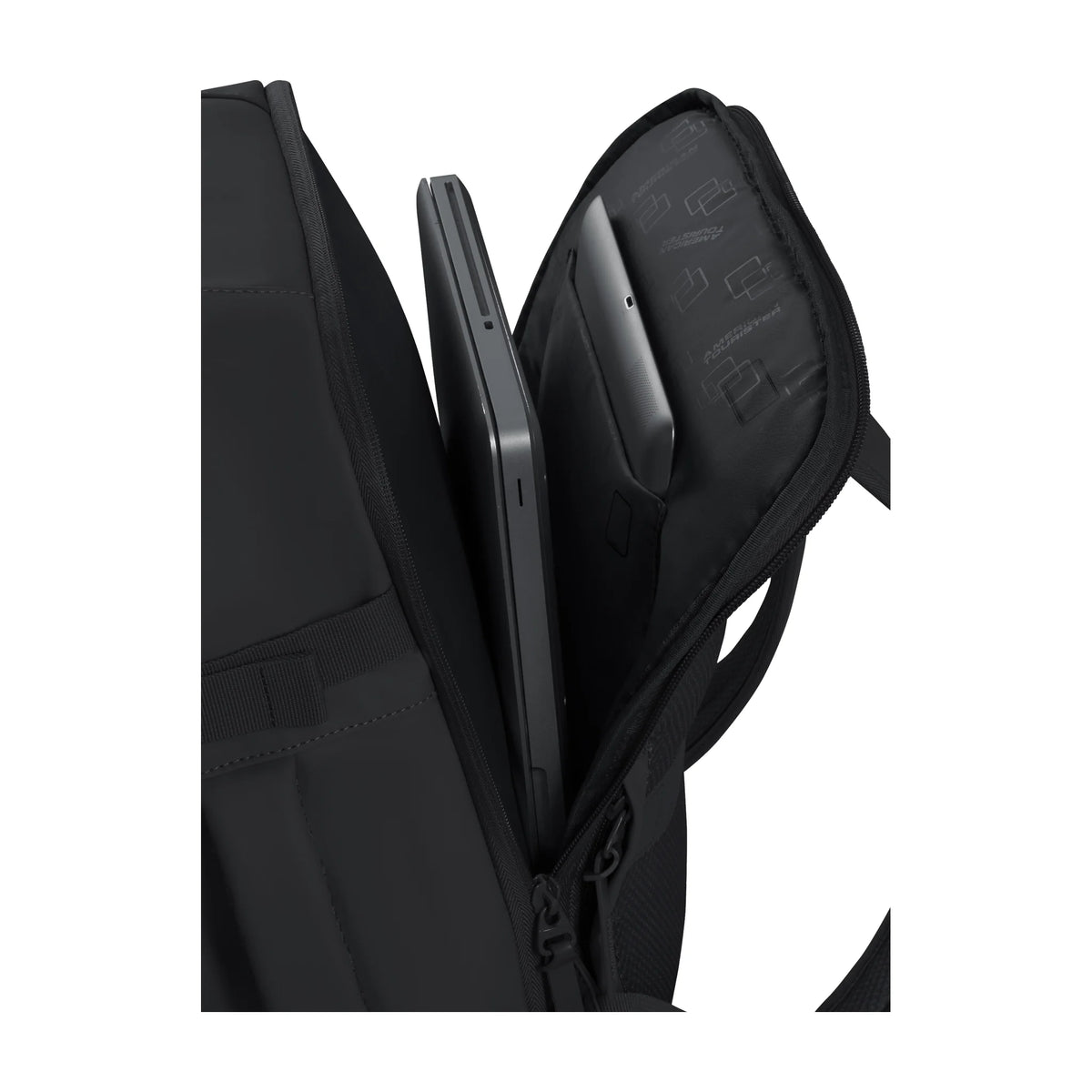 Elementi e accessori inclusi in American Tourister Take2Cabin Zaino - Nero