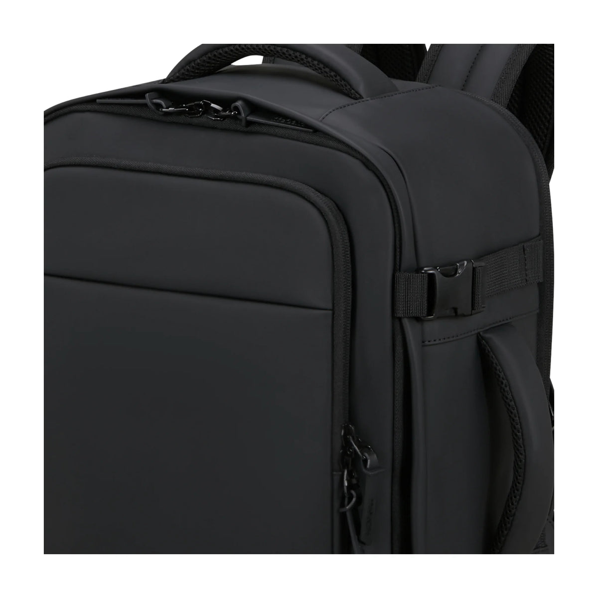 Dettaglio finiture e hardware di American Tourister Take2Cabin Zaino - Nero