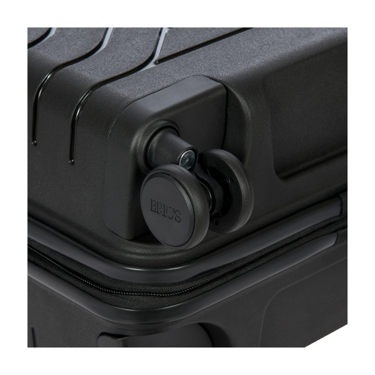 Dettaglio finiture e hardware di Bric's Ulisse B|Y Trolley Cabina - Black