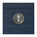 Dettaglio finiture e hardware di Bric's Ulisse B|Y Necessaire Tri-Fold In Tessuto Riciclato - Ocean Blue