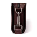 Dettaglio finiture e hardware di Pineider Bottalato Crossbody Odette Collezione Bottalato - Rum