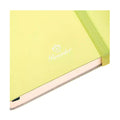 Dettaglio finiture e hardware di Pineider Classic Notebook Classic Senza Righe - Lime