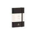 Vista di tre quarti di Pineider Classic Notebook Classic Senza Righe - Nero