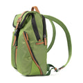 Vista di tre quarti di DRAGON LADY - Scharlau First Class Zaino Business - Verde