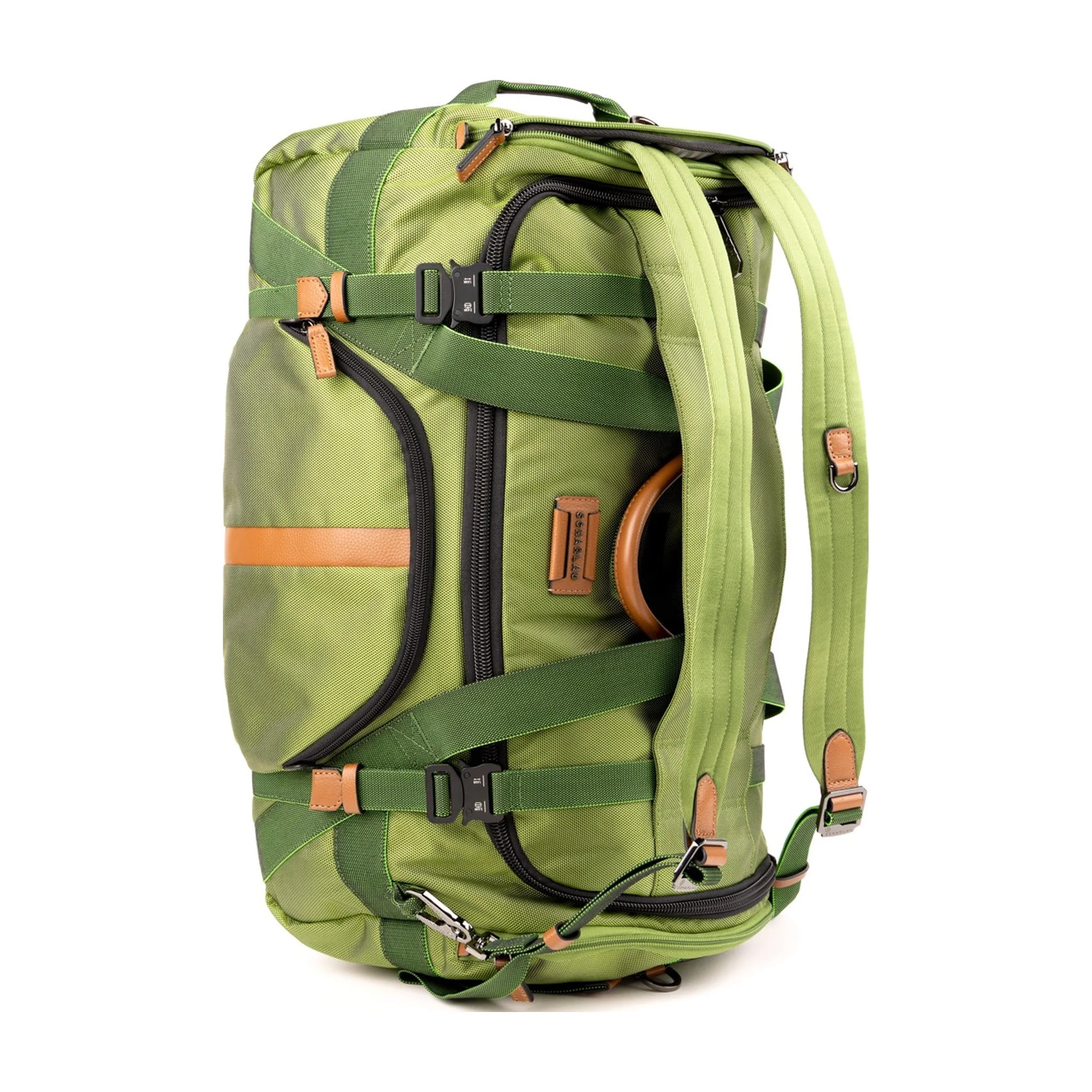 Vista di tre quarti di PEACEMAKER - Scharlau First Class Zaino da Viaggio e Underseat - Verde