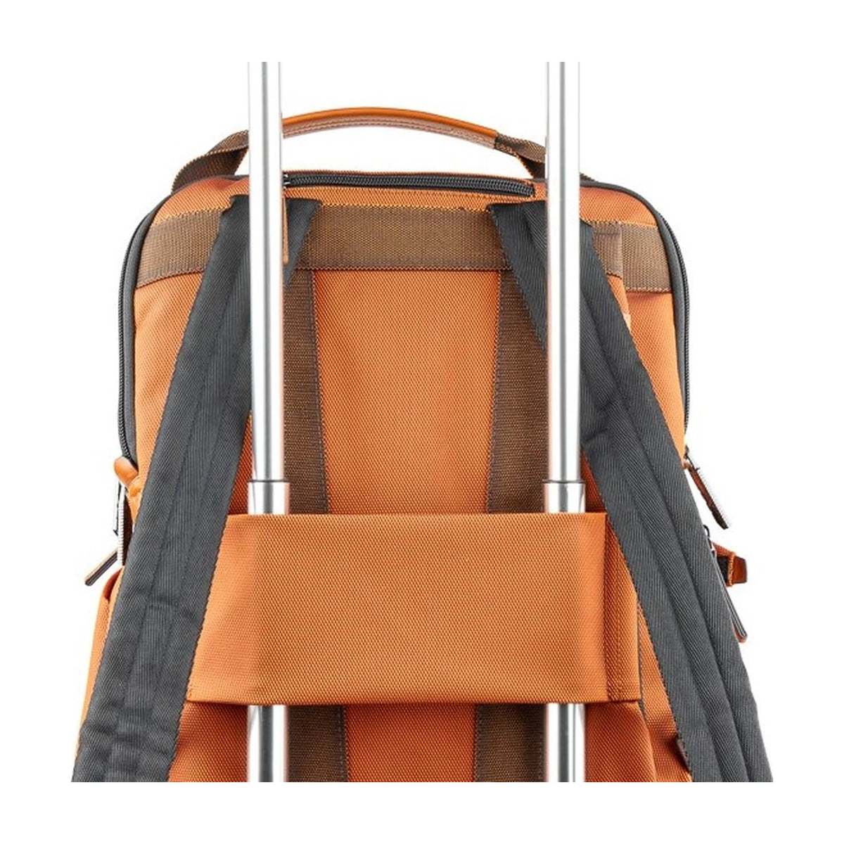 Dettaglio finiture e hardware di STARFIGHTER - Scharlau First Class Zaino Business - Arancia